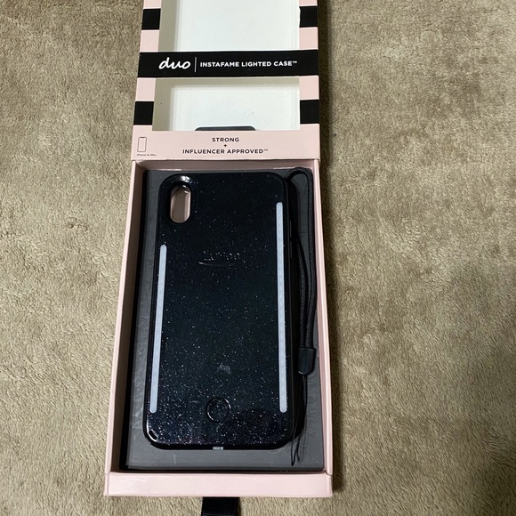 LUMEE duo INSTAFAME LIGHTED CASE iPhone XS Max - Picture 3 of 7